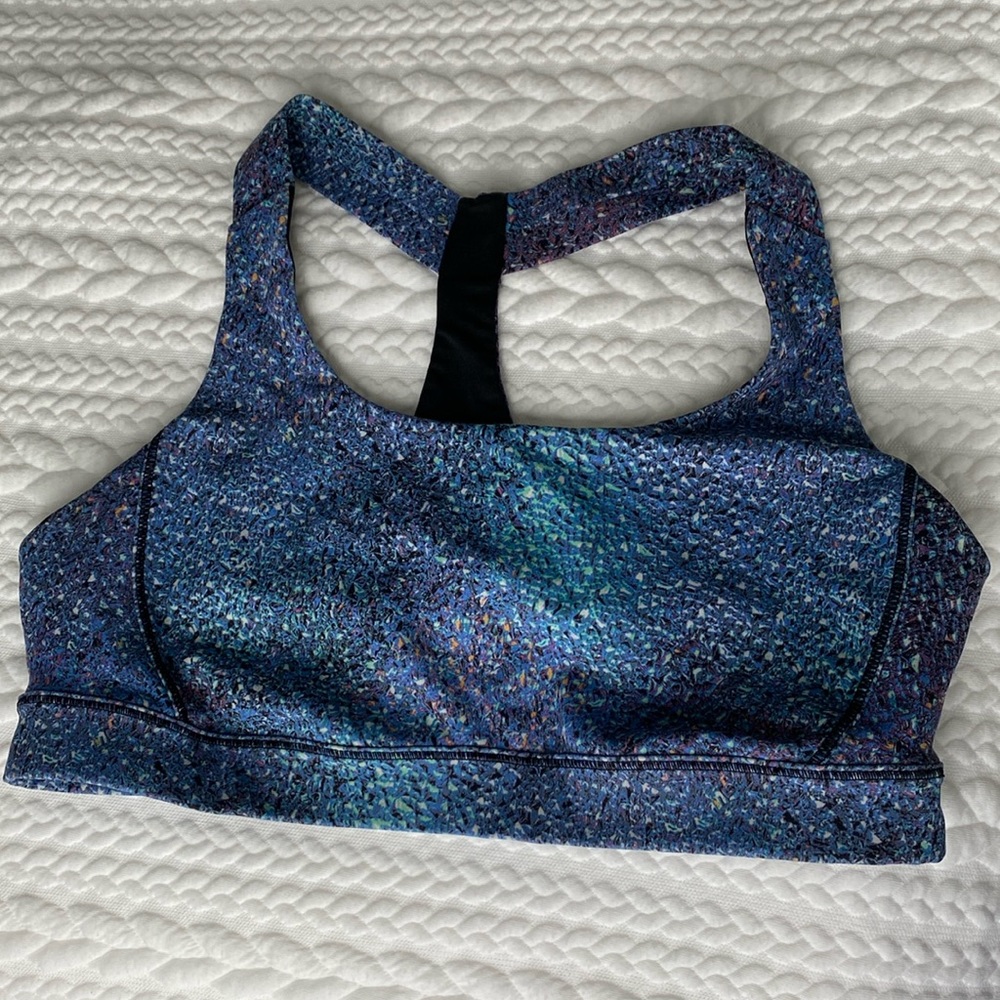Lululemon Sports Bra, Size 8